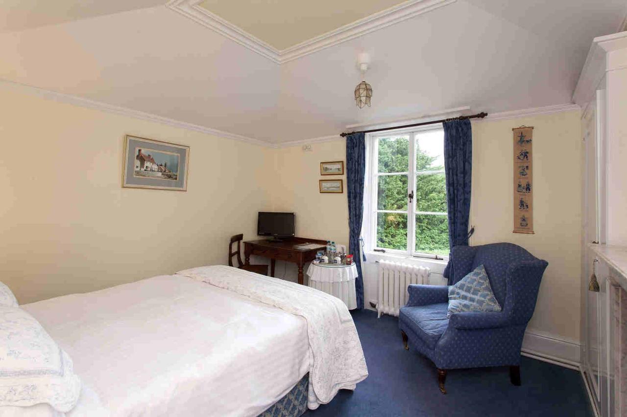 Hollybank House Bed & Breakfast Emsworth Eksteriør bilde
