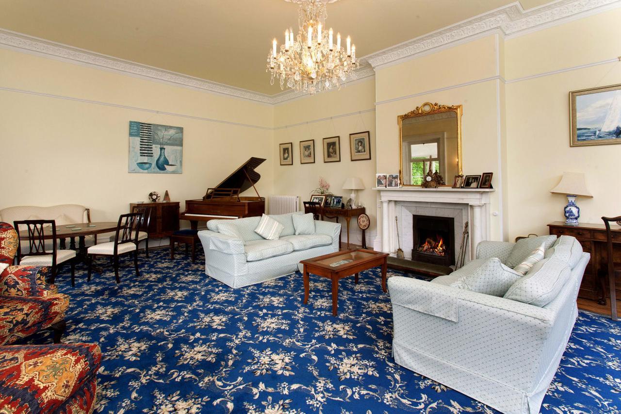 Hollybank House Bed & Breakfast Emsworth Eksteriør bilde